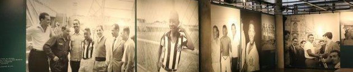 Interior do Museu Pelé em Santos - SP, que homenageia um dos maiores craques do futebol brasileiro.
