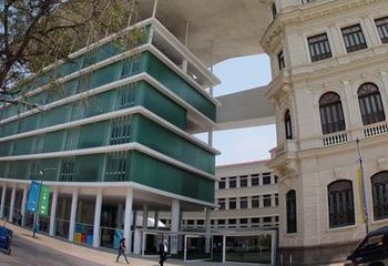 Foto panorâmica do Museu de Arte do Rio - RJ.