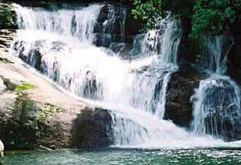Cachoeira do Camorim no Parque Estadual da Pedra Branca - RJ. 