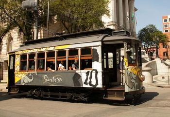 Bonde Português 224 faz parte da frota do Bondinho Turístico de Santos - SP.