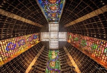 Vitrais da Catedral Metropolitana do Rio de Janeiro - RJ.