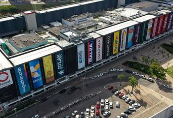 Imagem aérea do Shopping Conjunto Nacional em Brasília - DF.