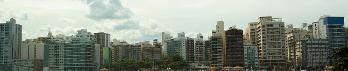 Vista da Ponta da Praia do Meio em Guarapari - ES. 