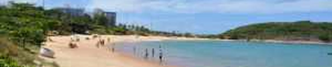  Praia da Bacutia em Guarapari - ES.