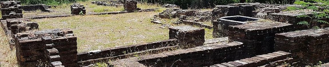 Ruínas do primeiro engenho a vapor do Ceará na Casa de José de Alencar em Fortaleza - CE.