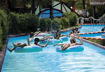 Rio Lento do Acquamania Parque Aquático em Guarapari - ES.