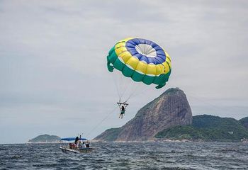 Passeio de SkyRide na Marina da Glória no Rio de Janeiro - RJ.