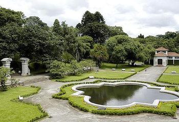 O Jardim de Lineu foi construído inspirado pelo Jardim Botânico da Suécia. 