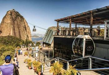 Parque turístico do Bondinho Pão de Açúcar no Rio de Janeiro - RJ.