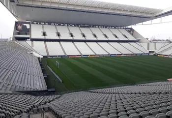 Setor Norte destinado a torcidas organizadas do Corinthians na Neo Química Arena em São Paulo - SP. 