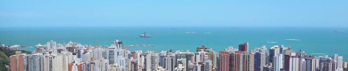 Terceira Ponte e o bairro Praia da Costa, vistos a partir do Convento da Penha em Vila Velha - ES.
