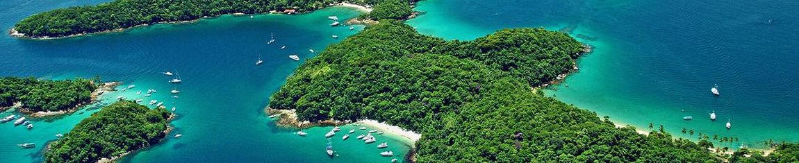 Vista aérea da região da Lagoa Azul no Parque Estadual de Ilha Grande em Angra dos Reis - RJ. 