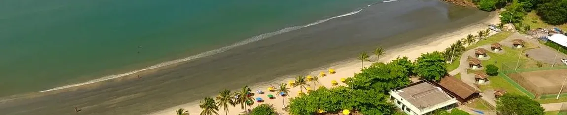 Vista aérea do Balneário dos Trabalhadores em São Sebastião - SP.