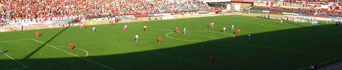 Estádio Rei Pelé em Maceió - AL durante um dia de jogo.