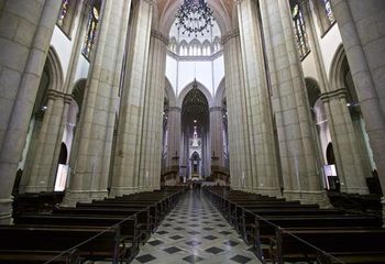 Interior da Catedral Metropolitana de São Paulo - SP.