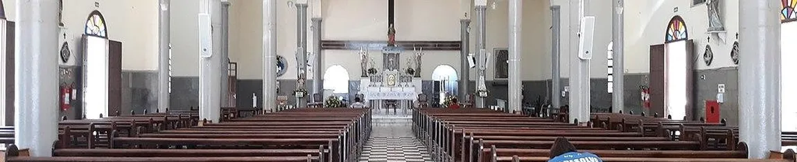 Parte interna da Catedral de Santa Luzia de Mossoró - RN. 