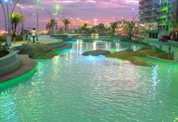 Pôr-do-sol na Praça das Águas em Cabo Frio - RJ.