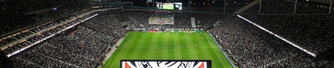Partida de futebol na Neo Química Arena em São Paulo - SP.