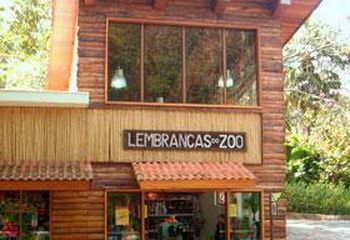 Loja de souvenir e lembrancinhas do Zoológico de São Paulo - SP.