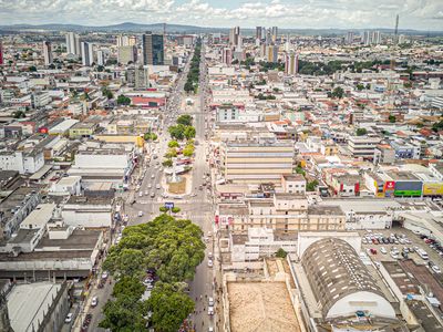 Vista do entardecer na cidade de Feira de Santana - BA.