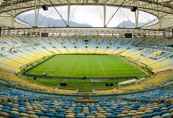 Vista panorâmica do campo do Estádio do Maracanã no Rio de Janeiro - RJ. 