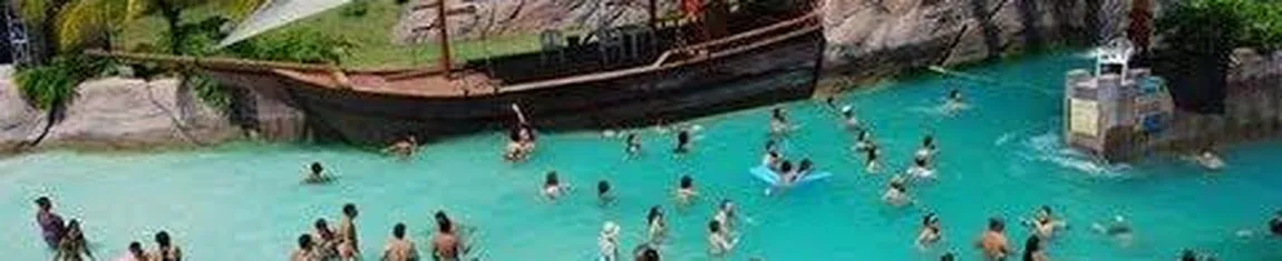 Piscina de ondas do Náutico Praia Clube em Caldas Novas - GO