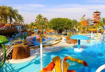 Clube das Crianças do Thermas dos Laranjais em Olímpia - SP.