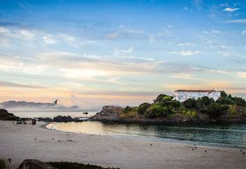 Final de tarde na Praia do Forte em Cabo Frio - RJ.
