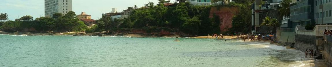 Praia da Areia Preta em Guarapari - ES.