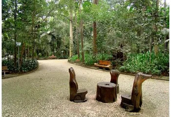 Espaço de convivência no Parque Trianon de São Paulo - SP.
