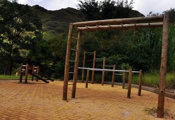 Espaço infantil no Parque da Serra do Curral em Belo Horizonte - MG.