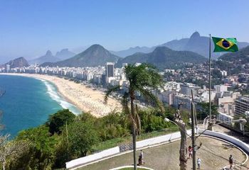 Vista do alto do Forte do Leme no Rio de Janeiro - RJ.