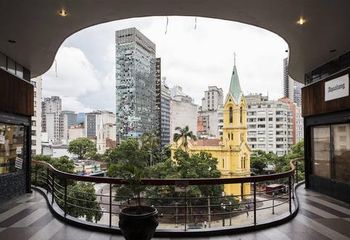 Vista da cidade de São Paulo - SP do alto do prédio da Galeria do Rock.