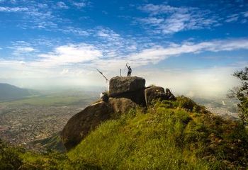 Trilha para a Pedra do Ponto, ponto mais alto do Parque Estadual da Pedra Branca - RJ