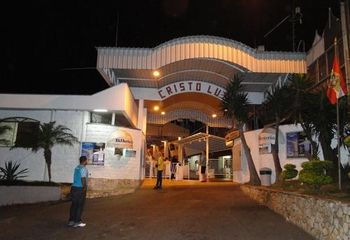 Entrada do Complexo Cristo Luz em Balneário Camboriú - SC.