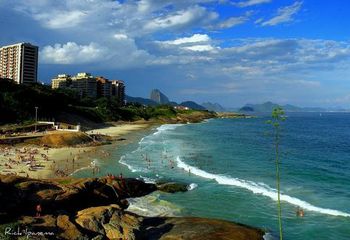 Praia do Diabo, praia escondida na região de Ipanema - RJ. 