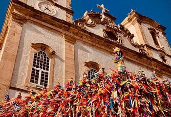 Fitinhas coloridas na Basílica do Senhor do Bonfim em Salvador - BA. 