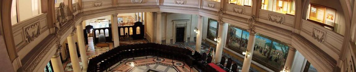 Arquitetura do interior do Museu do Café de Santos - SP, patrimônio histórico nacional.