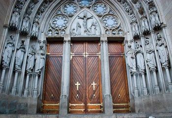 Porta de entrada da Catedral Metropolitana de São Paulo - SP.
