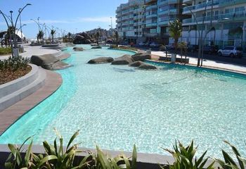 Vista das fontes da Praça das Águas em Cabo Frio - RJ.