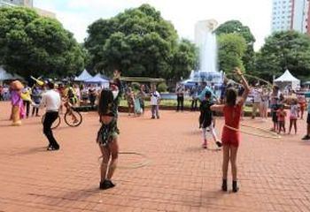 Evento cultural na Praça Ary Coelho em Campo Grande - MS.