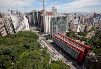 Parque do Trianon visto de cima localizado em frente ao MASP na Avenida Paulista - SP.