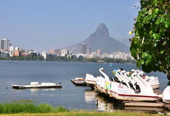 Pedalinhos na Lagoa Rodrigo de Freitas - RJ. 