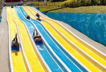 Tobogãs do Acquamania Parque Aquático em Guarapari - ES.