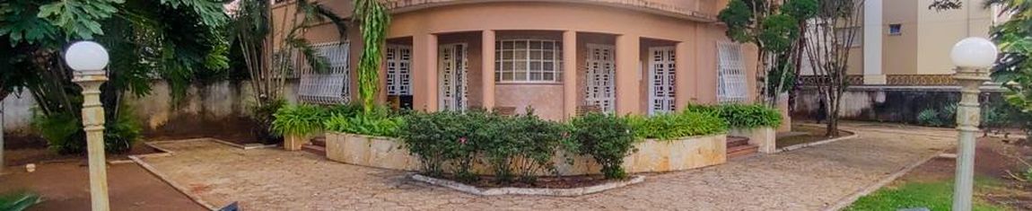 O Museu Pedro Ludovico Teixeira está localizado no centro da cidade de Goiânia - GO.