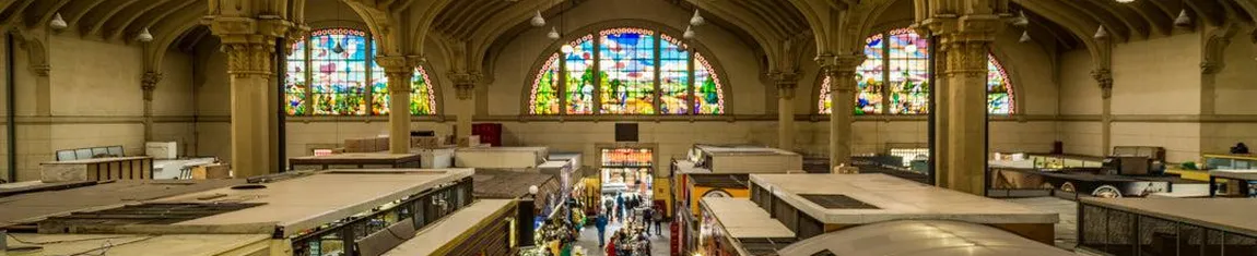 Vista do interior do Mercado Municipal de São Paulo - SP. 