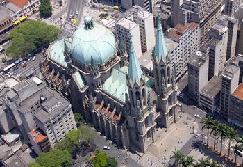 Catedral Metropolitana de São Paulo - SP vista de cima. 