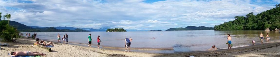 Vista panorâmica da Praia do Jabaquara em Paraty - RJ. 