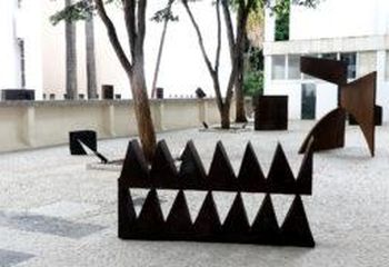 Passeio Niemeyer no Palácio das Artes de Belo Horizonte - MG. 