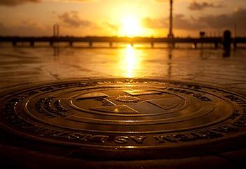 Monumento localizado na Praça do Marco Zero em Recife - PE.